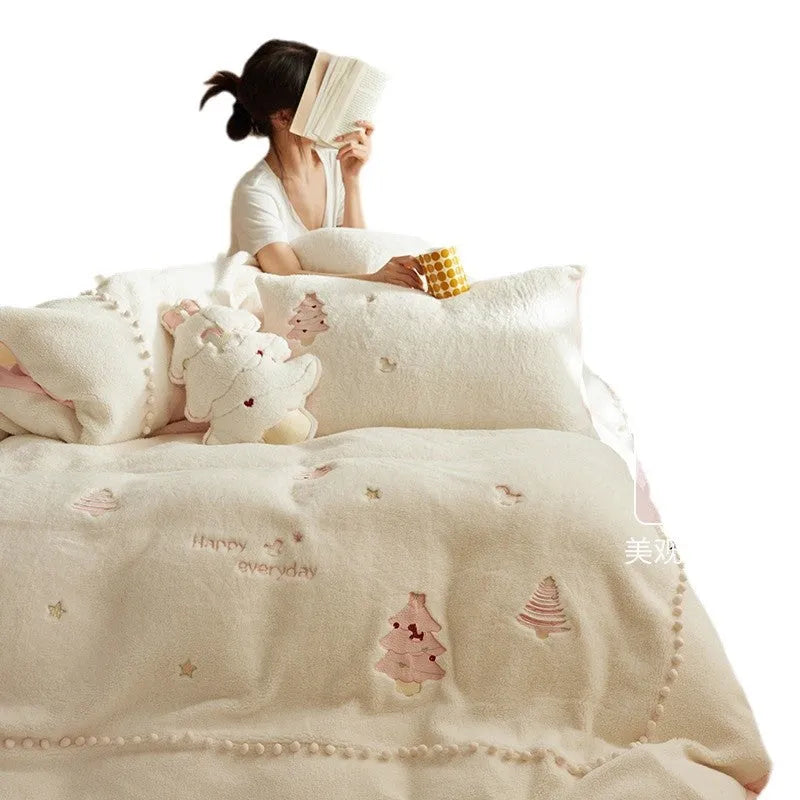 Winter milk fibre four-piece bed set with reactive printed green Christmas tree pattern on quilt cover and pillowcases