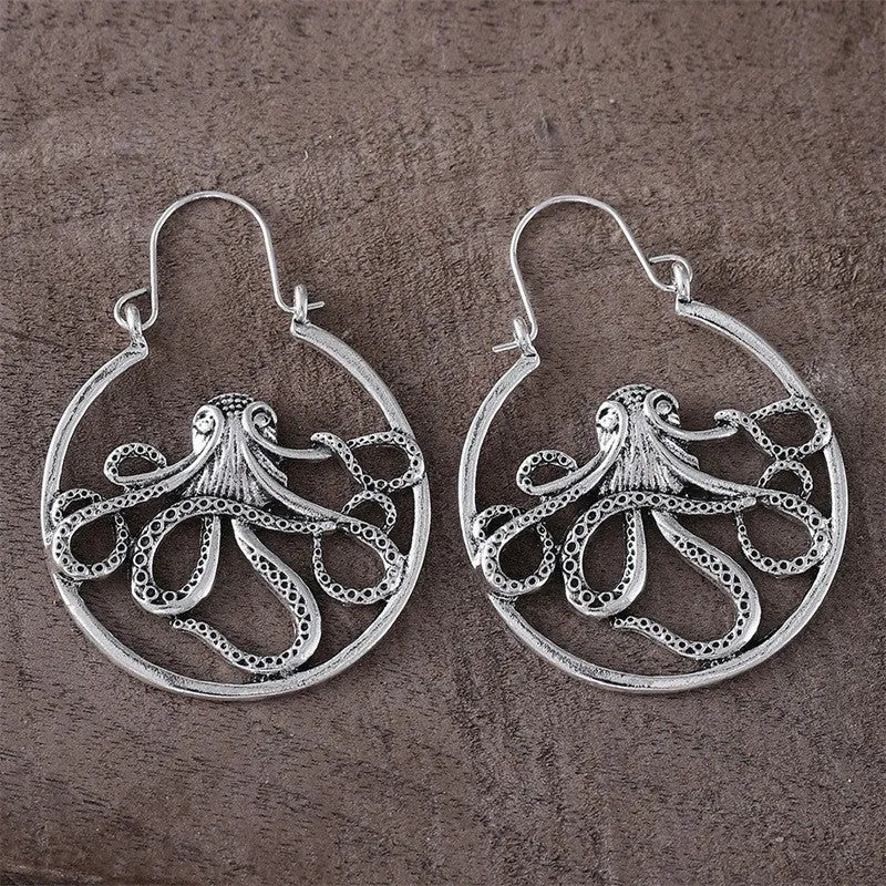 Vintage octopus earrings in antique silver finish with retro style animal design