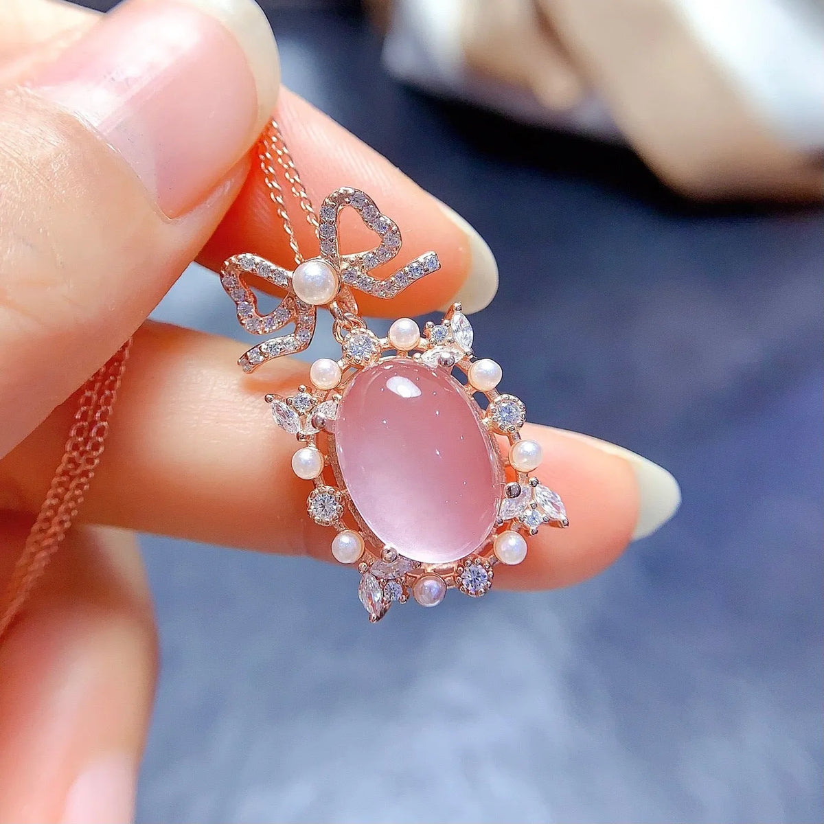 Geometric pendant necklace with pink crystal rose quartz, 925 silver, and rose gold plating