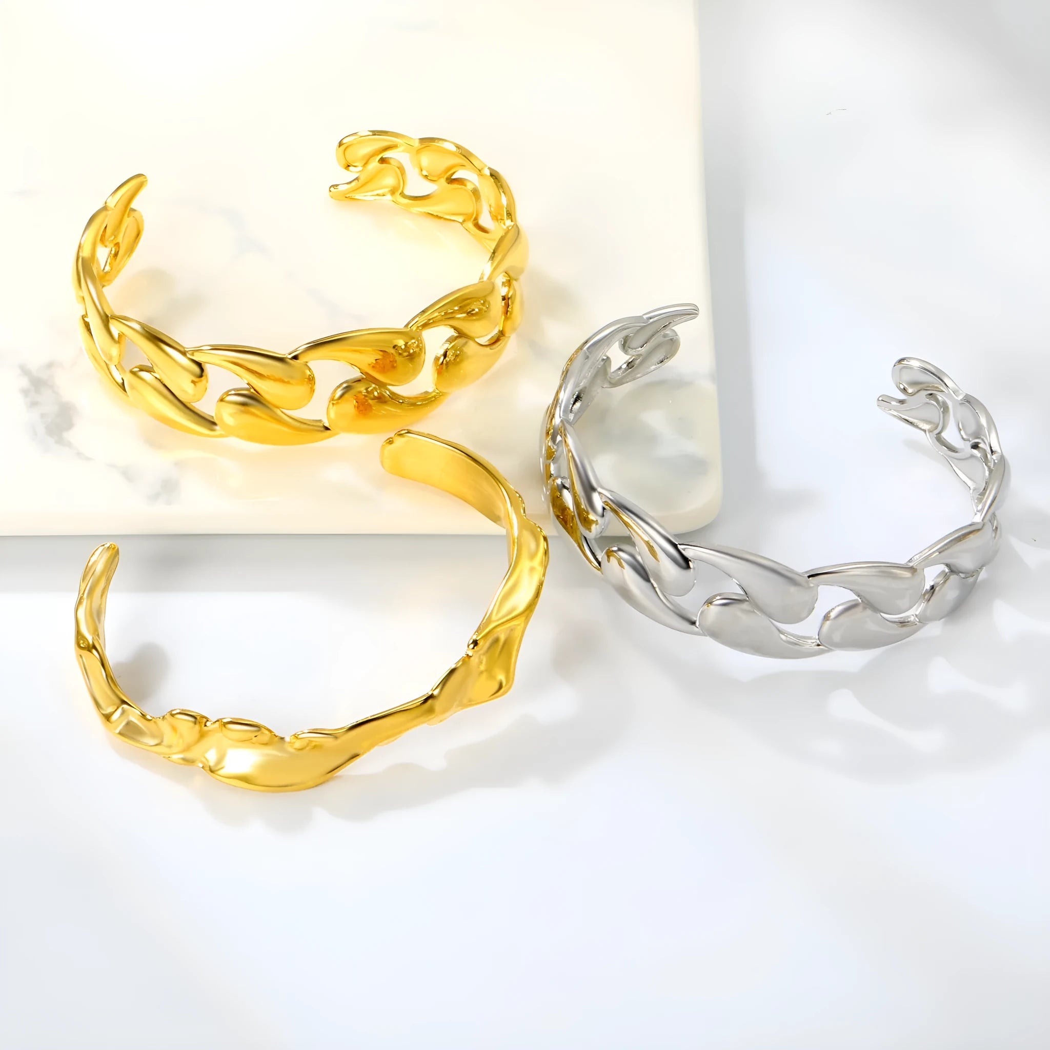Women's stainless steel bracelet with European styling in gold and silver tone options