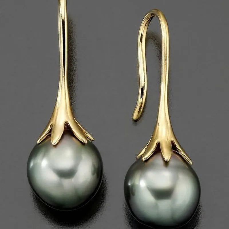 Women's retro fashion electroplated alloy earrings with imitation gold colour finish