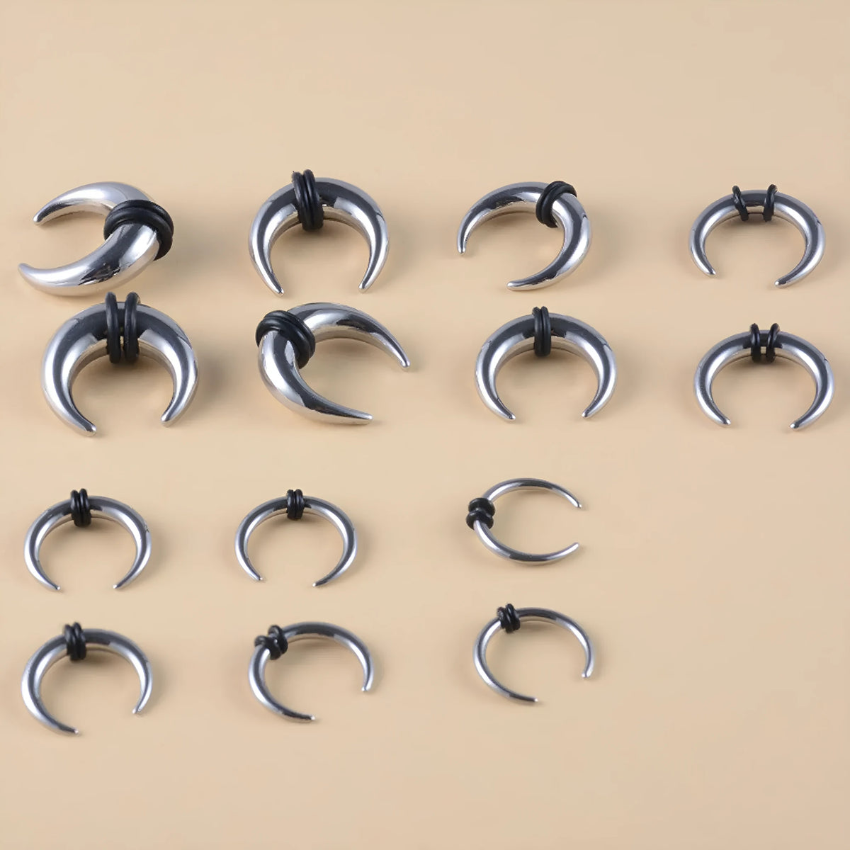 316 stainless steel geometric C-shaped nose ring with buffalo horn design in black and steel colour options.