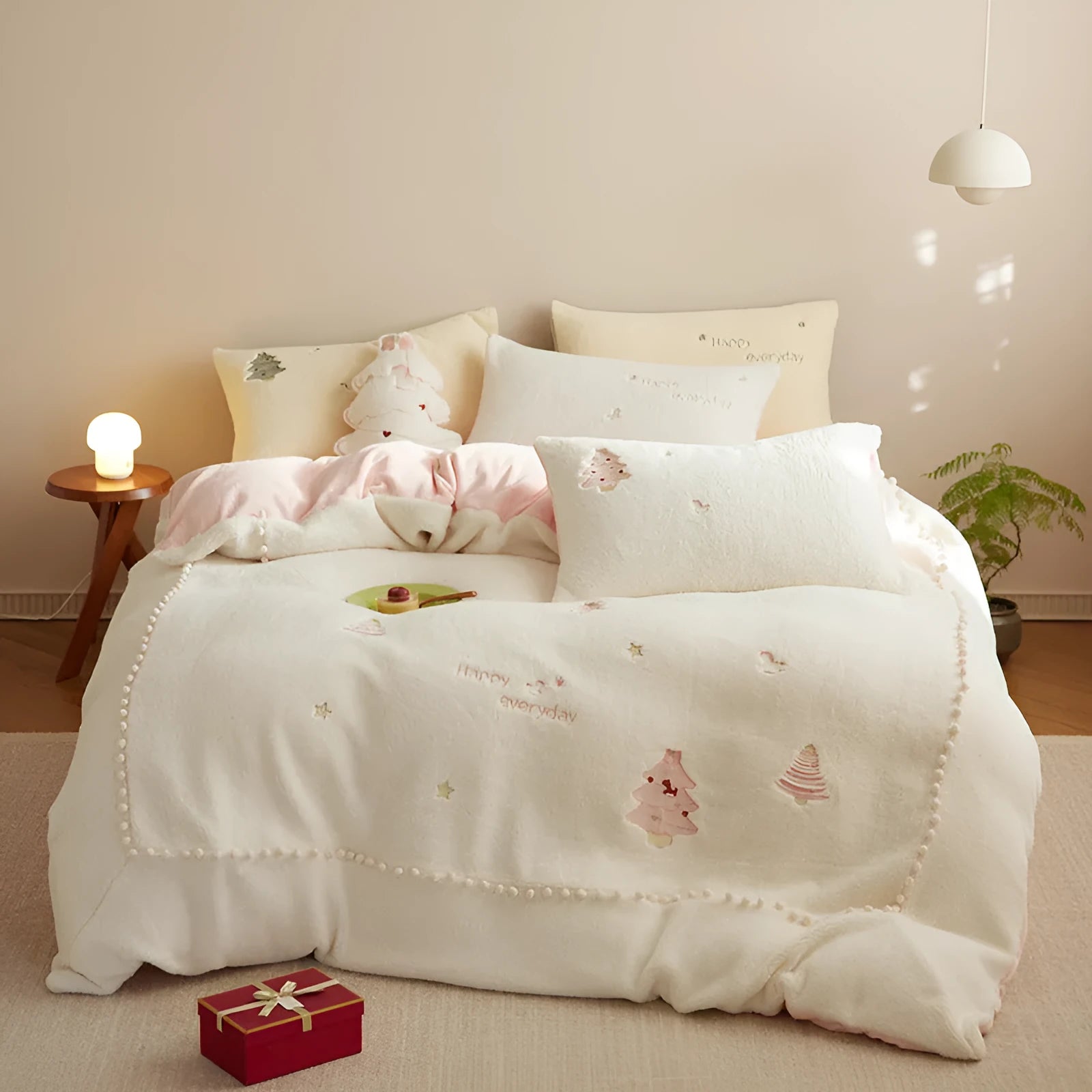 Winter milk fibre four-piece bed set with reactive printed green Christmas tree pattern on quilt cover and pillowcases