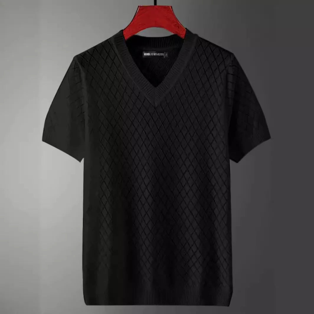 Men's ice silk summer t-shirt in white or black with V-neck or round neck Korean style