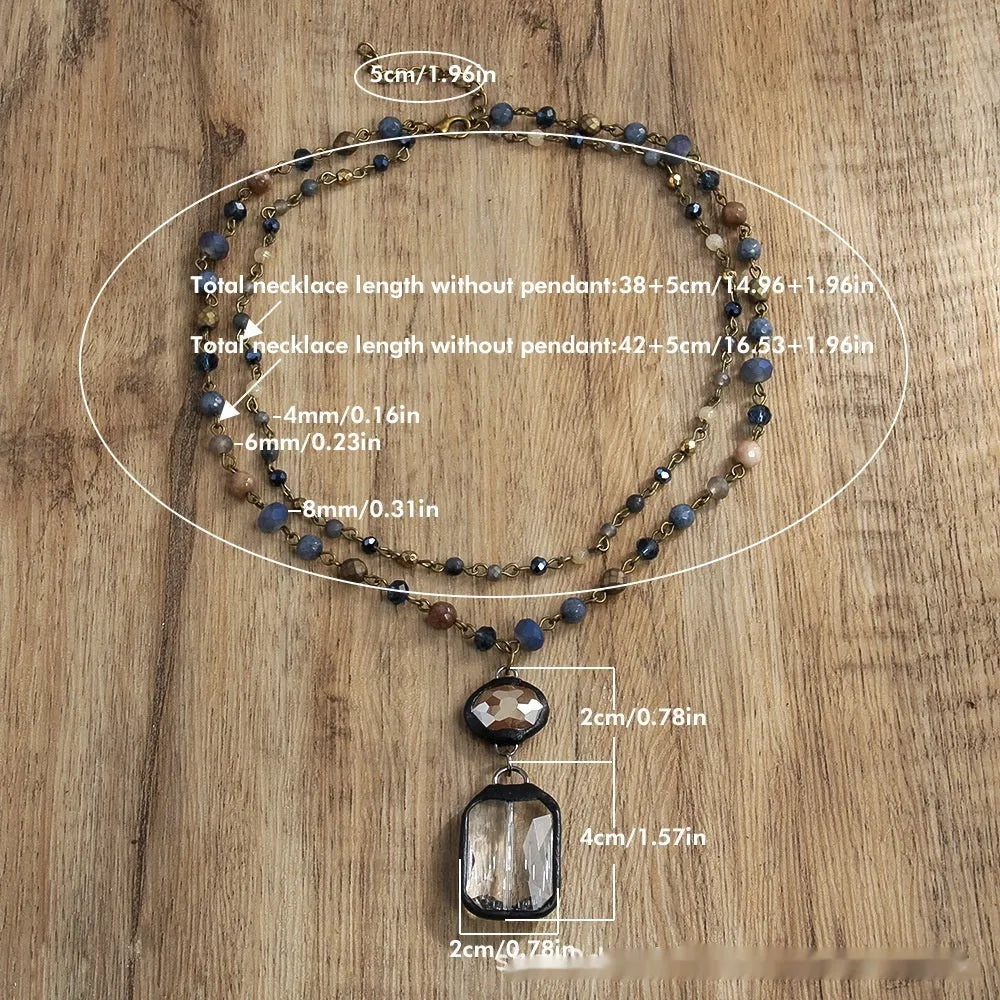 Two-layer tribal necklace with glass pendant and adjustable 31-40cm chain in beige colour
