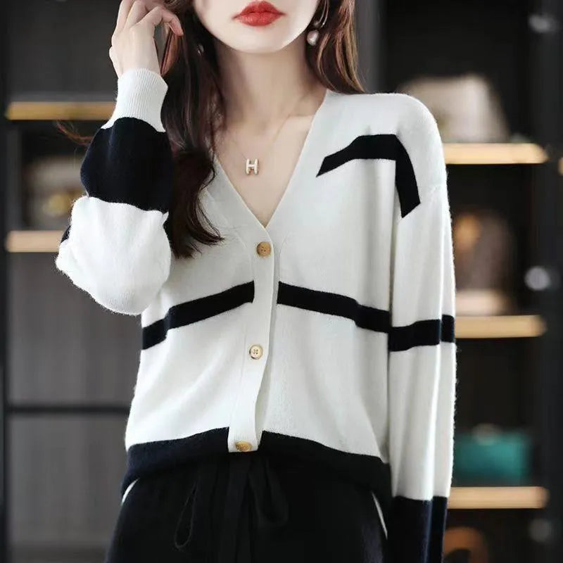 Women's striped V-neck knitted cardigan in composite fabric with slim fit