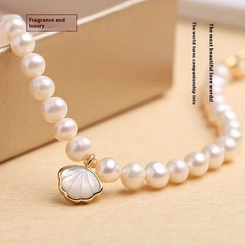 Women's freshwater pearl bracelet with fan-shaped pearl arrangement and alloy setting