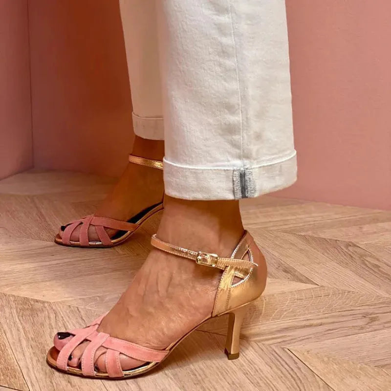 Plus size peep toe sandal with buckle closure and herringbone pattern toe strap in black.
