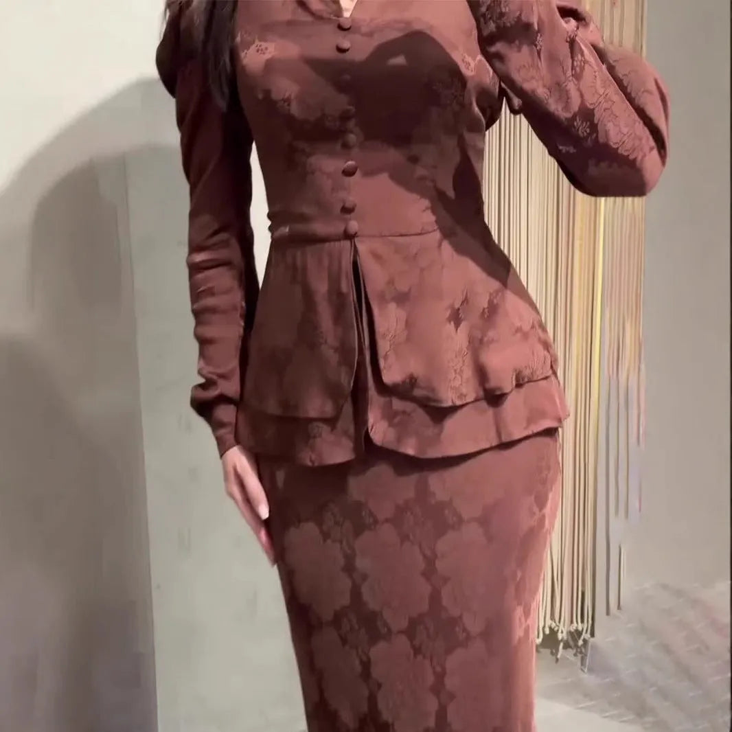 Dark brown artistic retro dress with fake two-piece design and plant pattern