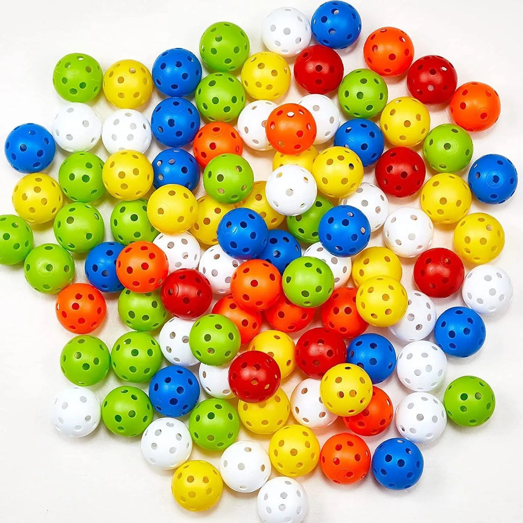 Multi-colour golf practice balls on 26-hole putting mat with net pocket packaging