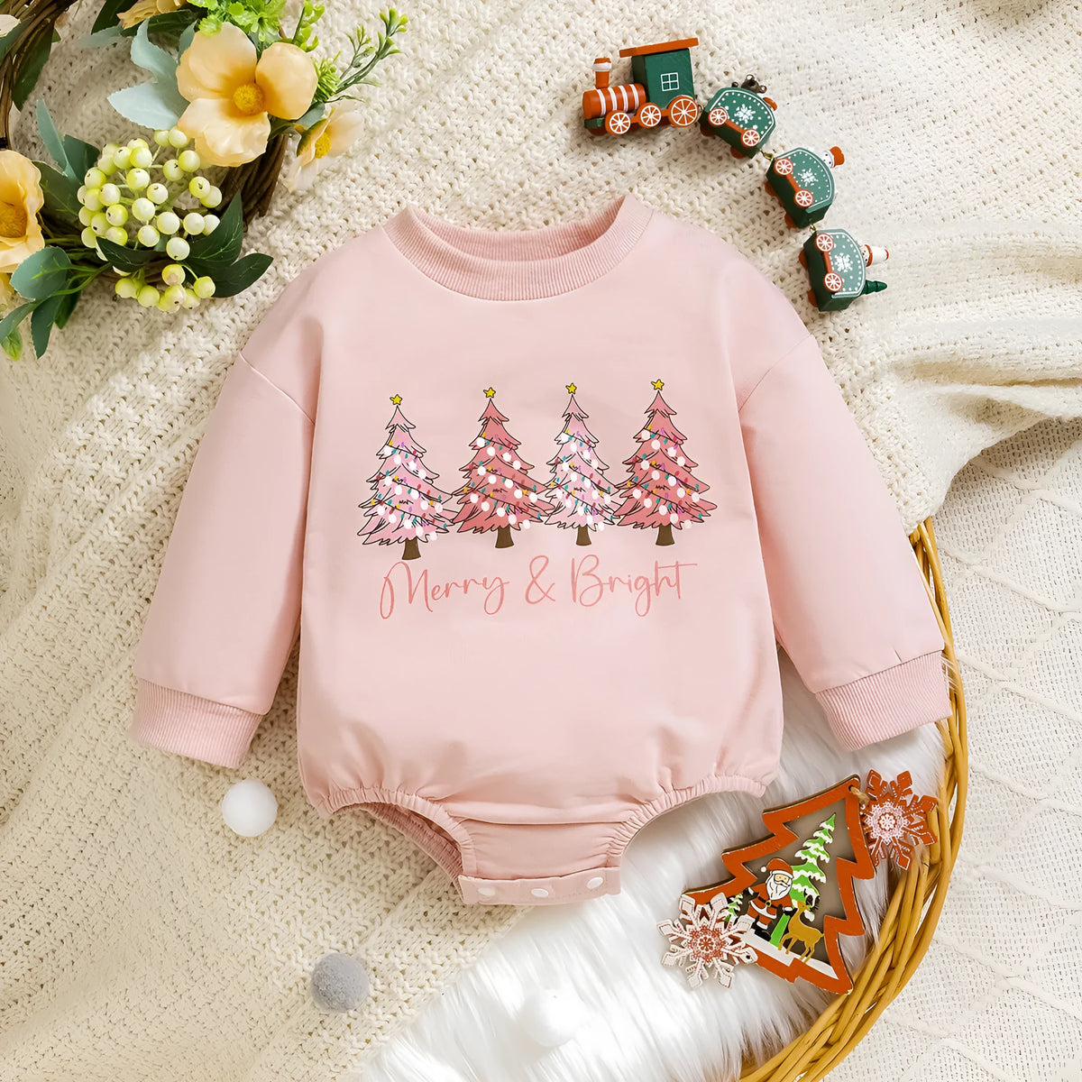 Girls' letter print long sleeve cotton triangle jumpsuit in lotus root colour for 0-12M babies