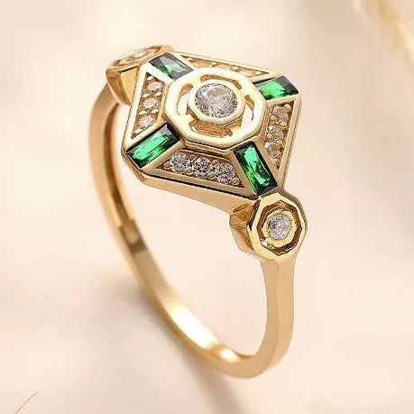 Square geometric emerald colour ring for women in electroplated Lvzuan finish