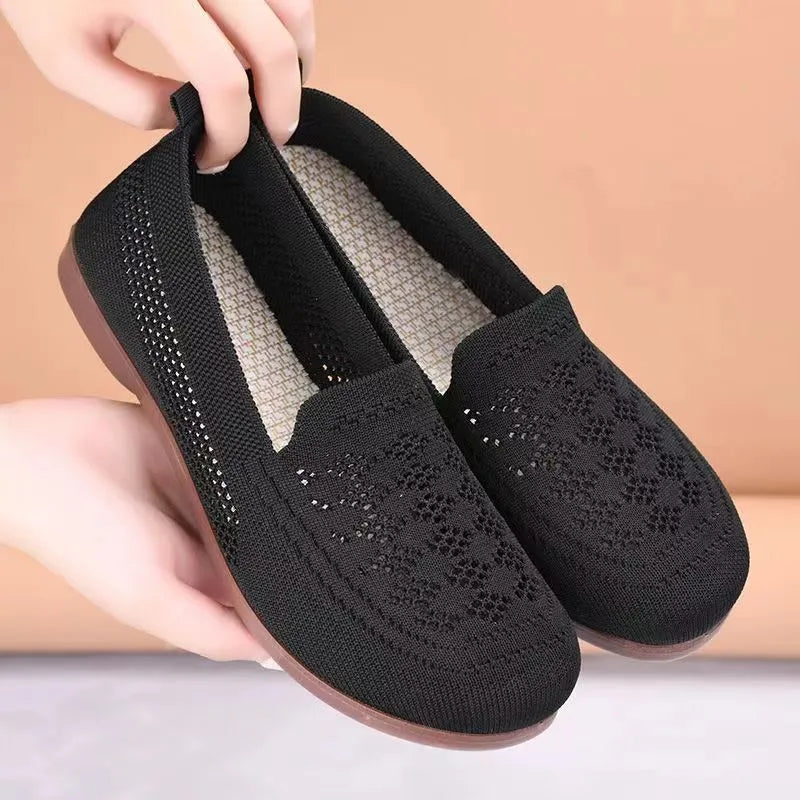 Elderly women's wide fit antiskid mesh shoes in beige, black and brown colours