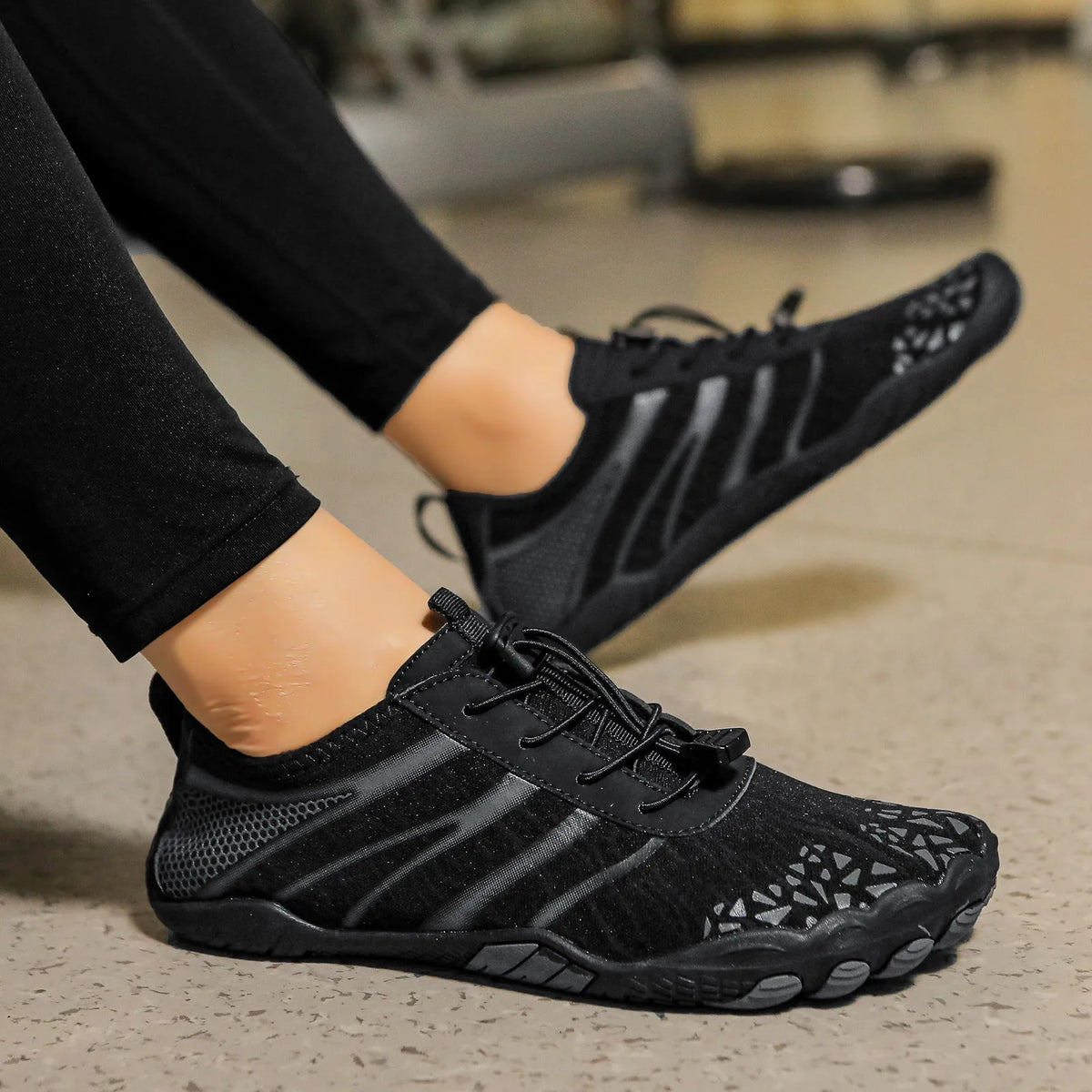 Lycra stretch fabric beach running shoes for water sports in five colour options
