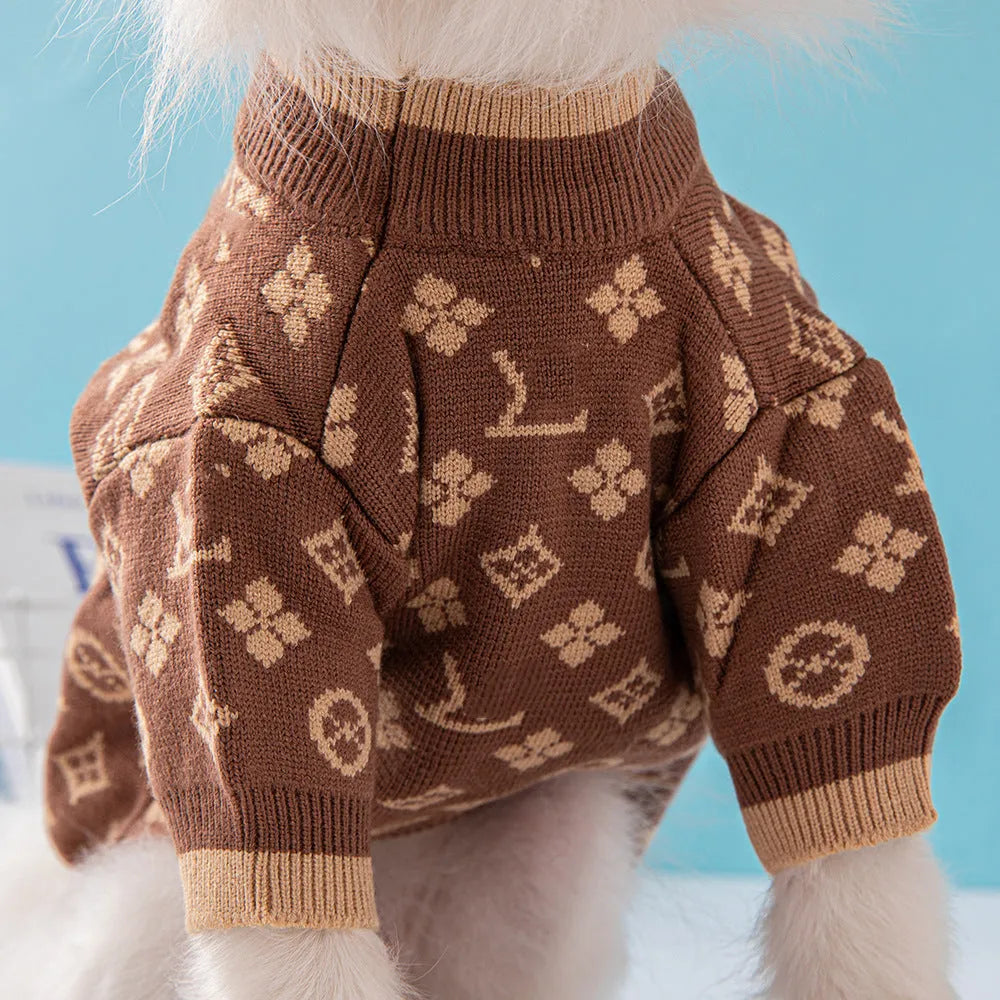 A thick wool dog sweater shown in a monochrome colour, sized for a medium dog.