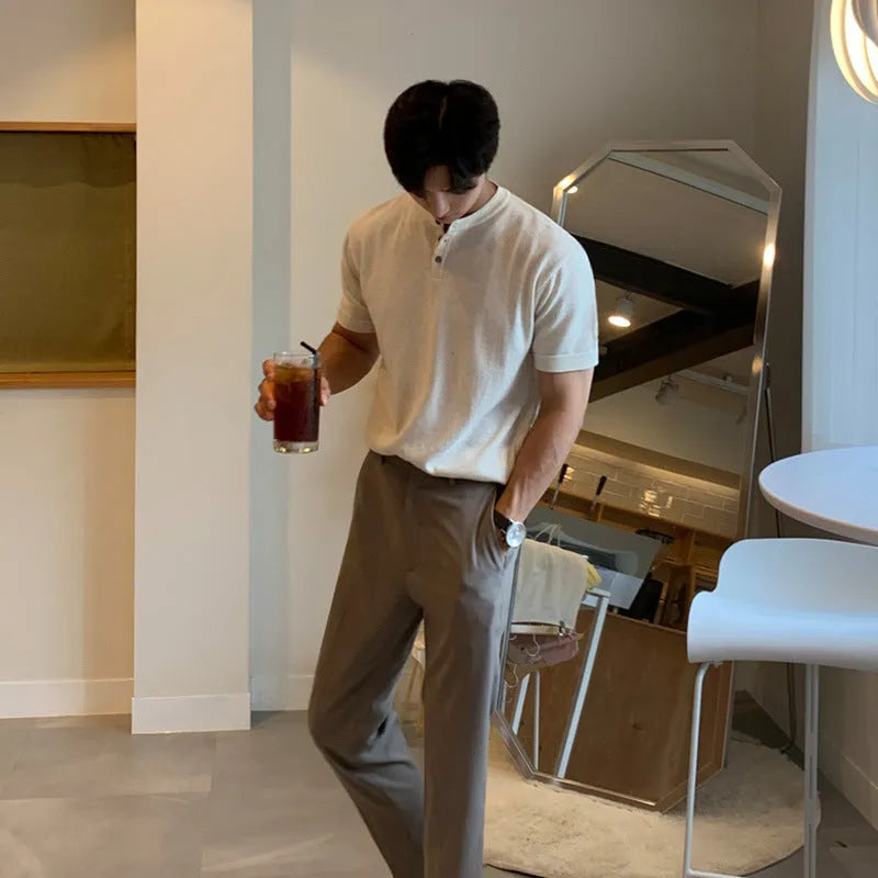 Men's thin slim-fit ice silk knitted shirt in loose pullover style with short sleeves