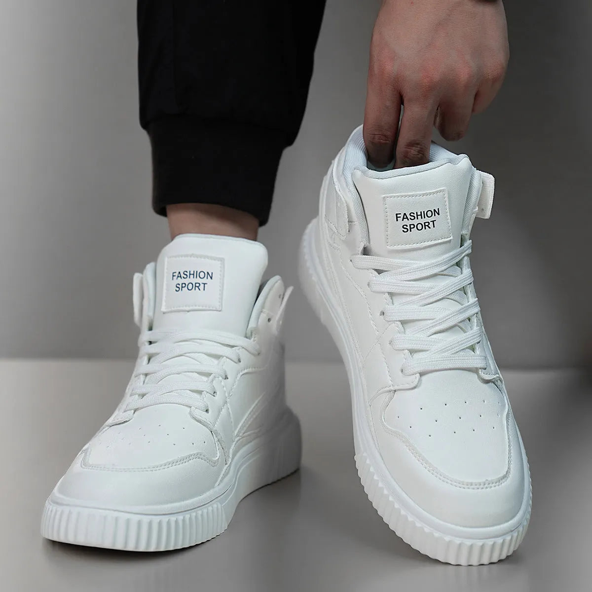 Men's white casual shoes with round toe and microfiber upper for autumn and winter leisure wear