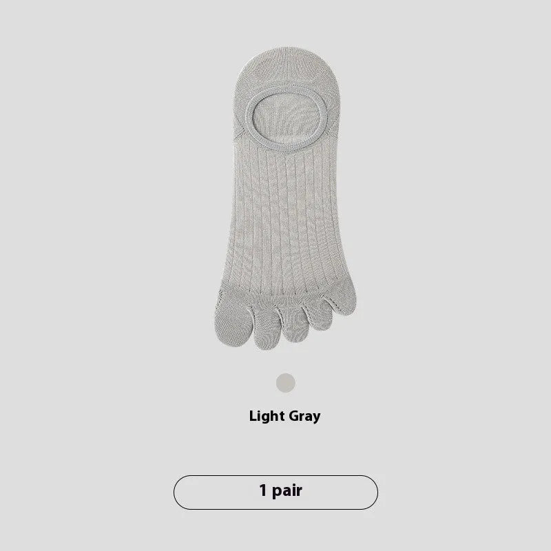 Men's five-toe invisible socks in modal fabric, shown in light grey colour.