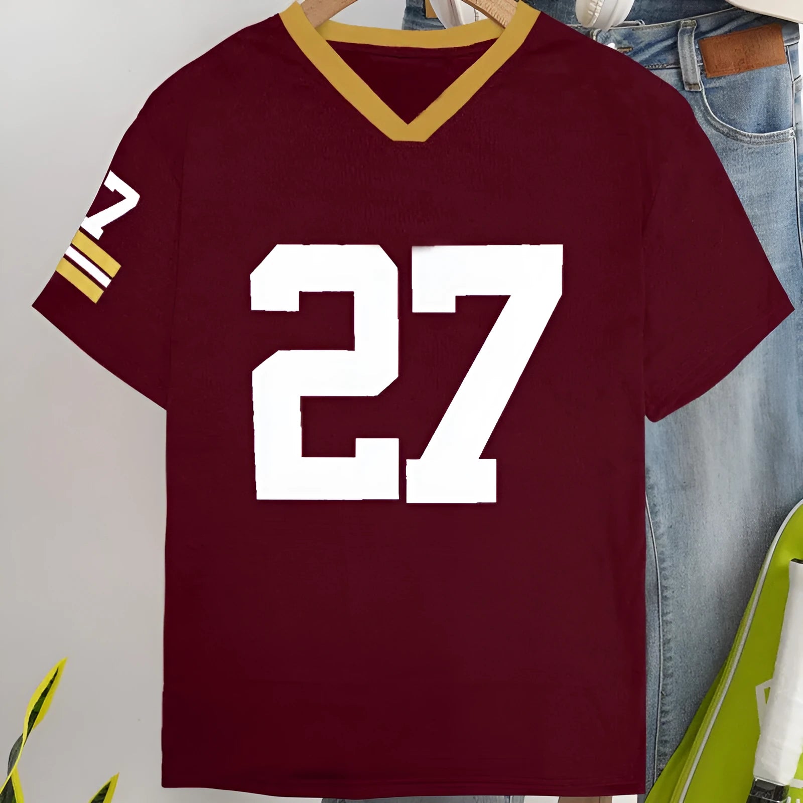 Red or green loose fit cotton t-shirt with digital print letter design and short sleeves