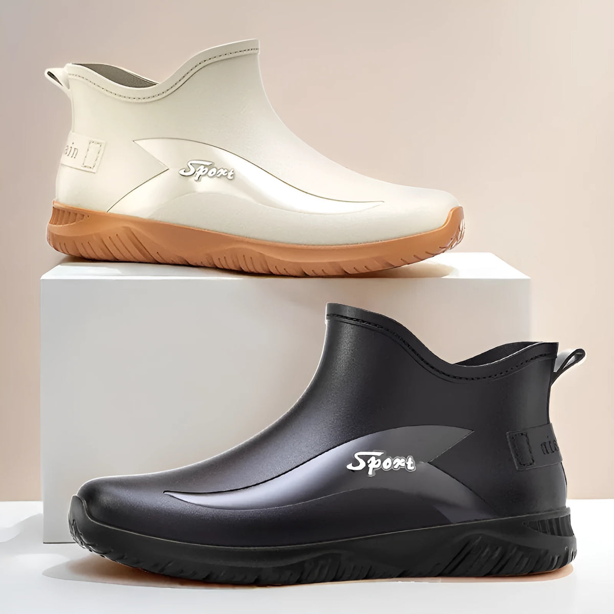 Men's flat-heel PVC short wellington boots in beige, black and black-red colour options