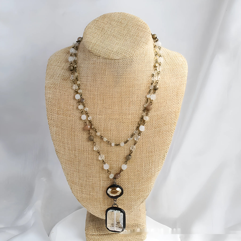 Two-layer tribal necklace with glass pendant and adjustable 31-40cm chain in beige colour