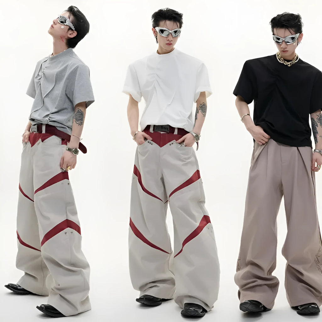Men's loose fit cotton T-shirt with three-dimensional pleated design in solid colour options
