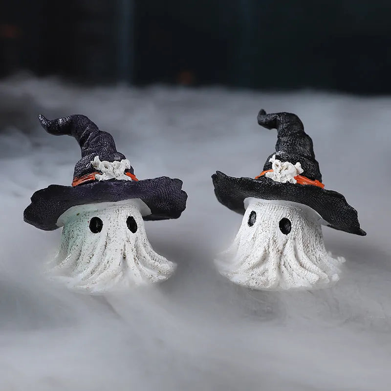 Purple and black resin wizard hat ornaments for Halloween and Christmas decorations
