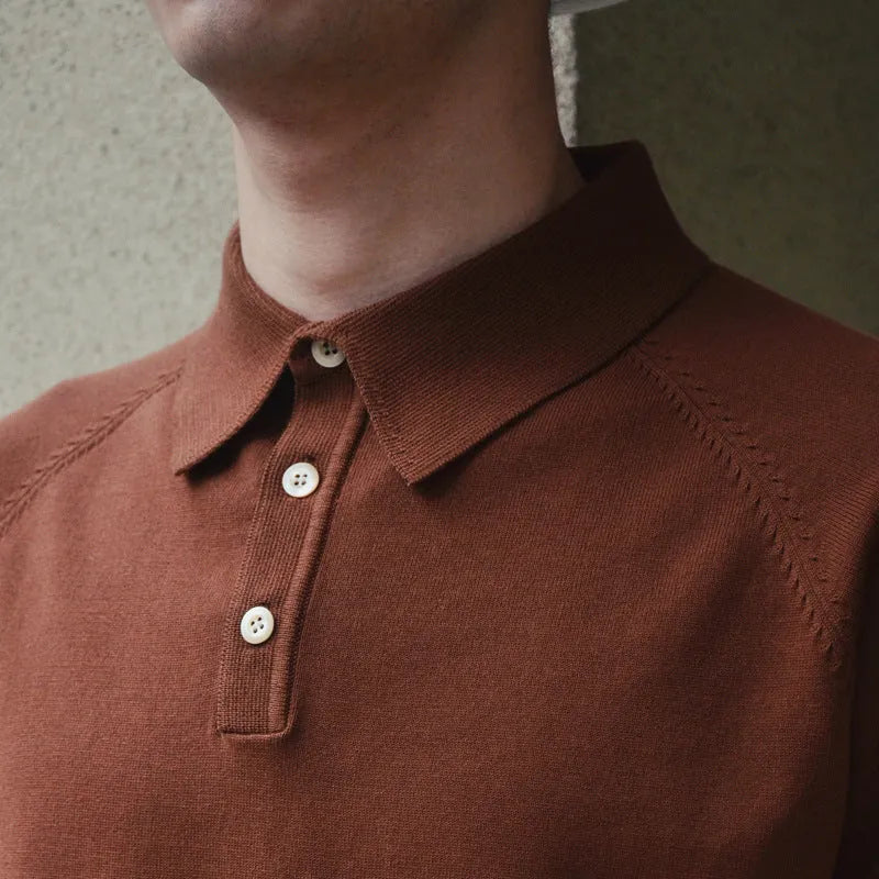 Retro slim-fit short-sleeved cotton T-shirt in solid dark brown colour