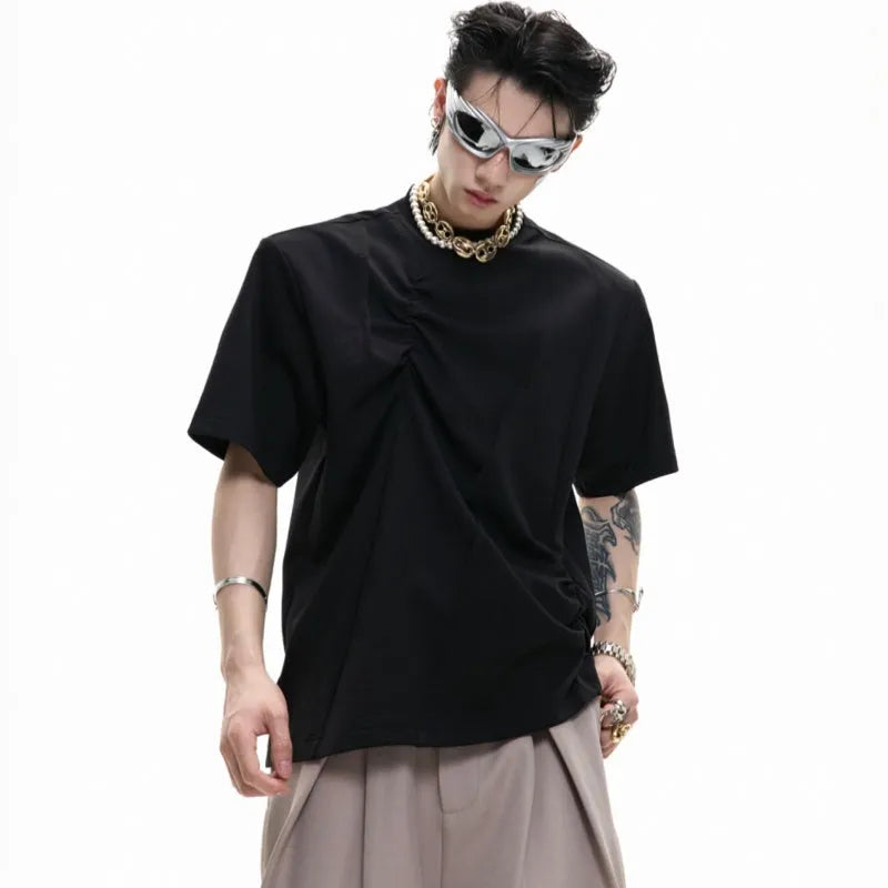 Men's loose fit cotton T-shirt with three-dimensional pleated design in solid colour options