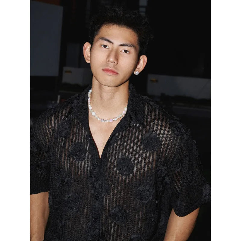 Heavy industry short-sleeved shirt with three-dimensional floral print in milky white and black polyester fabric
