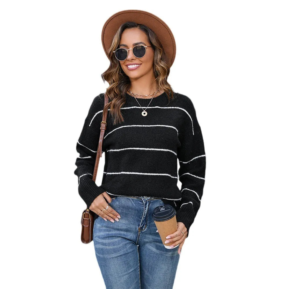Striped pullover women's sweater in loose street fashion style with round neck