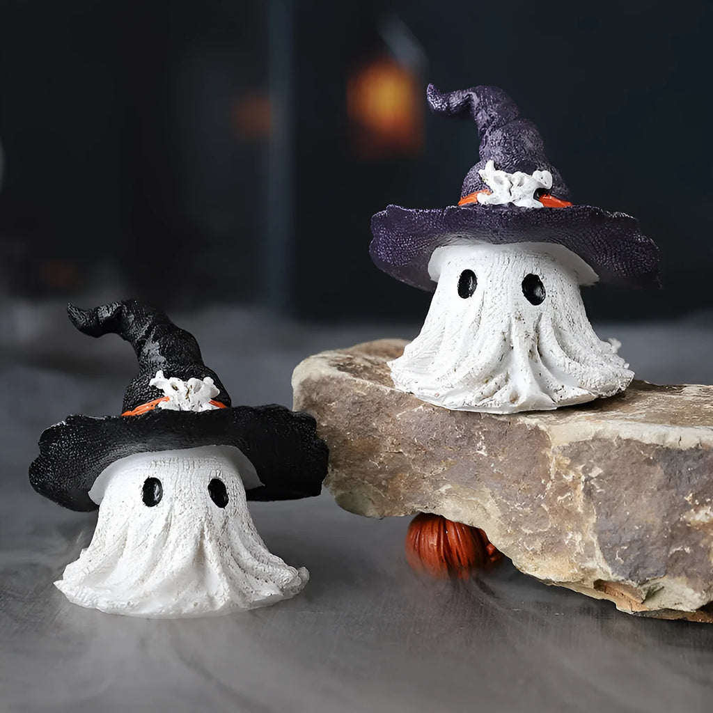 Purple and black resin wizard hat ornaments for Halloween and Christmas decorations