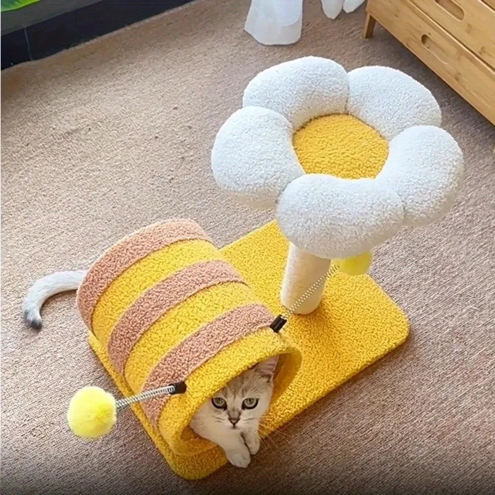 Yellow bee cat climbing frame with sisal scratching board and tunnel measuring 46x36x25cm