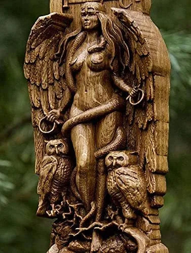 Resin Greek goddess statue sculpture measuring 22cm tall for pagan altar or garden decoration