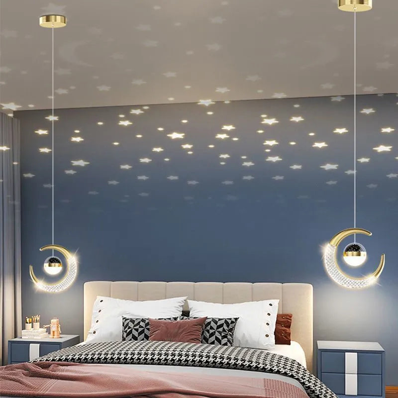 Adjustable pendant light in black or gold for living room and dining room, with cool white, warm light, or three-color light options.