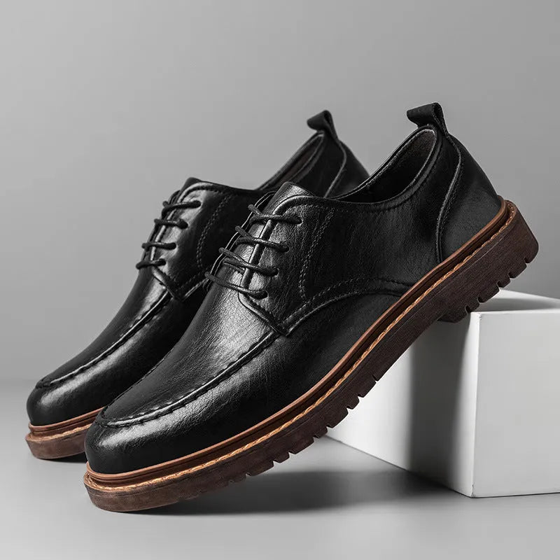 Casual leather shoes with round toe, rubber sole, and two-layer cowhide upper in black or brown colour options