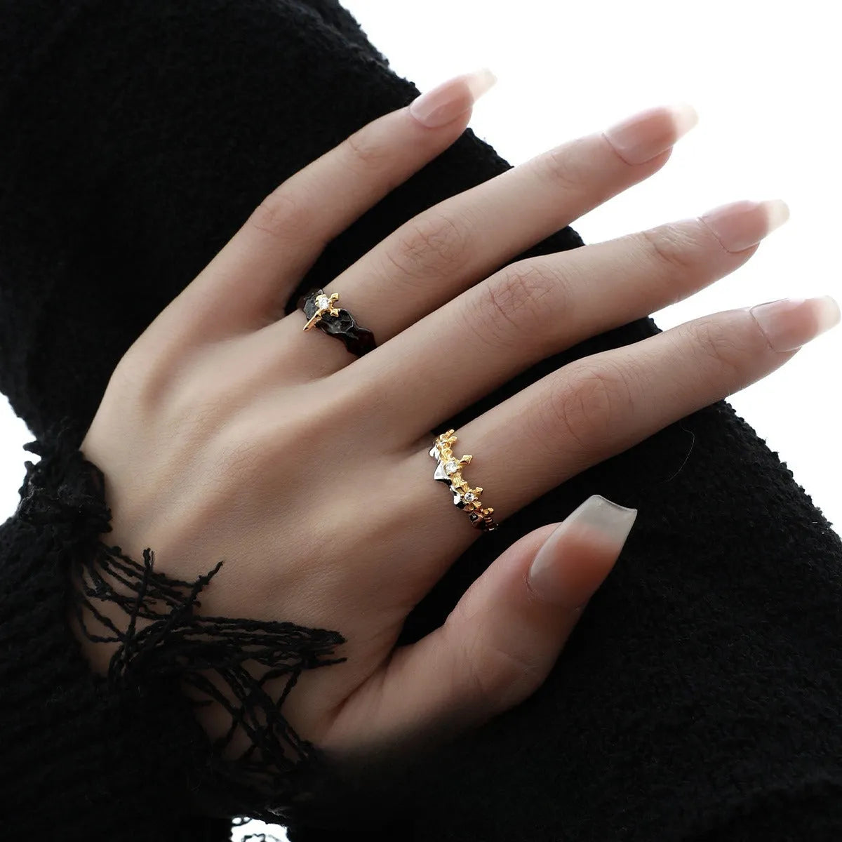 Princess Knight adjustable couple ring in silver with electroplated finish