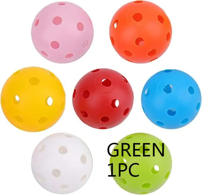 Multi-colour golf practice balls on 26-hole putting mat with net pocket packaging