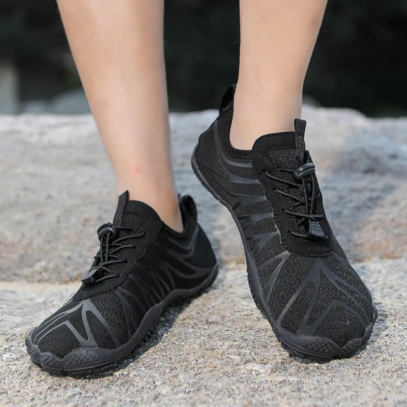 Men's and women's breathable low-top sports shoes with natural rubber soles in multiple colour options