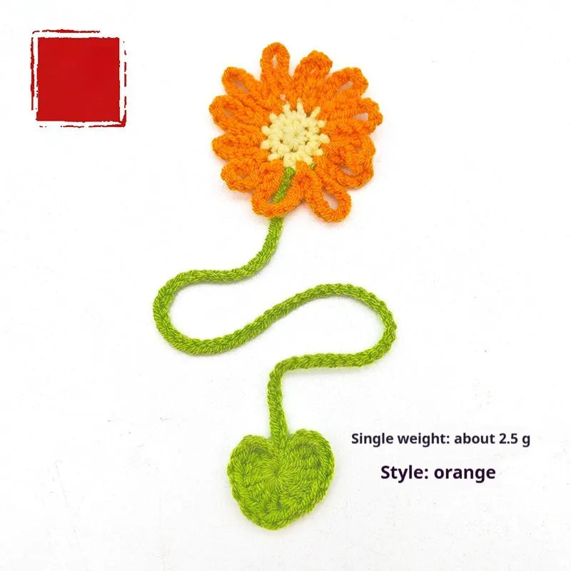 Hand-crocheted wool bookmark with daisy ornament in flexible milk cotton wire