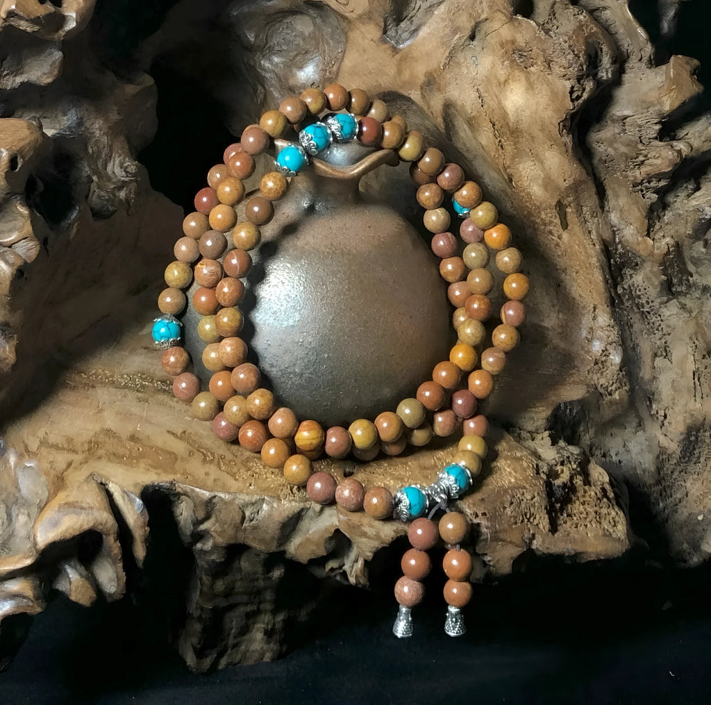 108-bead Lvzhu stone bracelet with geometric shaping and 5-6mm diameter beads on wrist