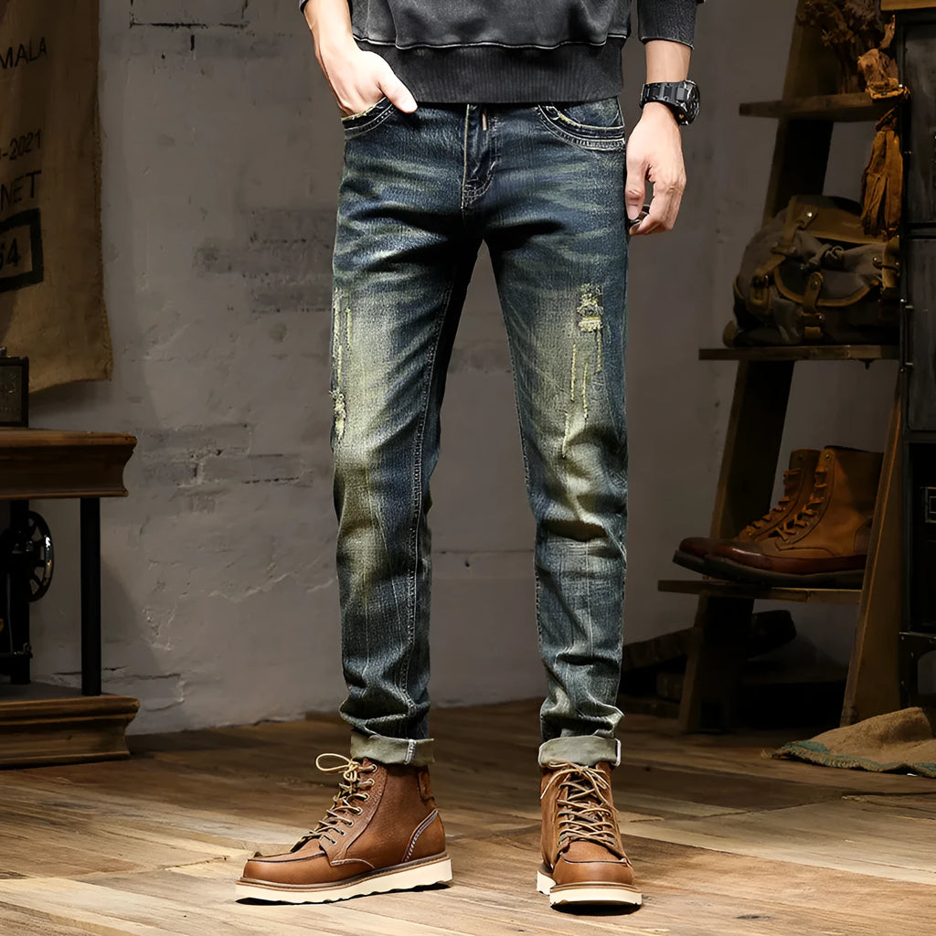 Men's skinny jeans in retro colour with zip fly and stretch denim fabric
