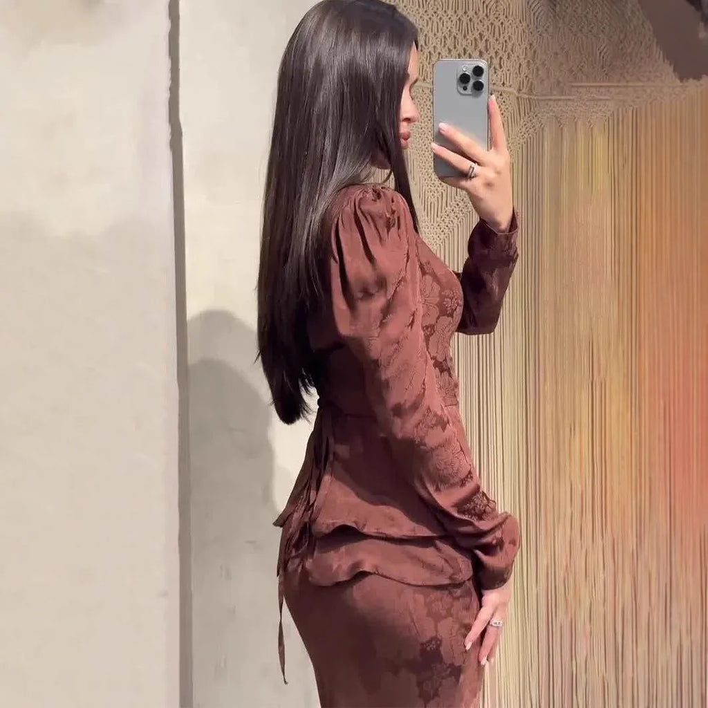 Dark brown artistic retro dress with fake two-piece design and plant pattern