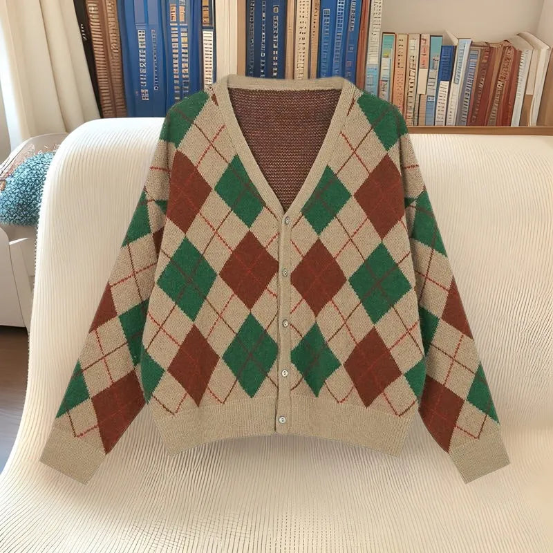 Knitted cardigan in macaron colours with regular sleeves and free size fitting