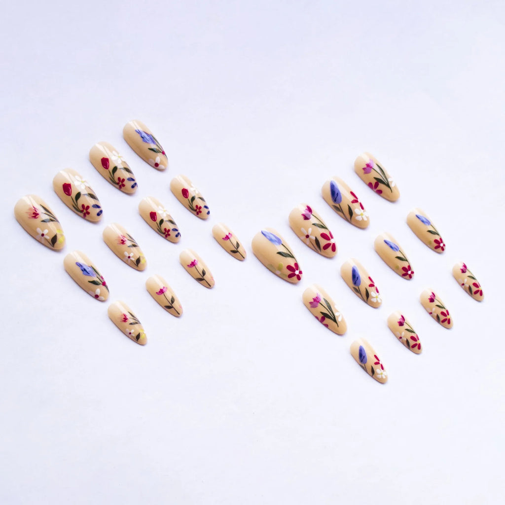 Almond-shaped false nails with rose and tulip floral designs in European and American styles
